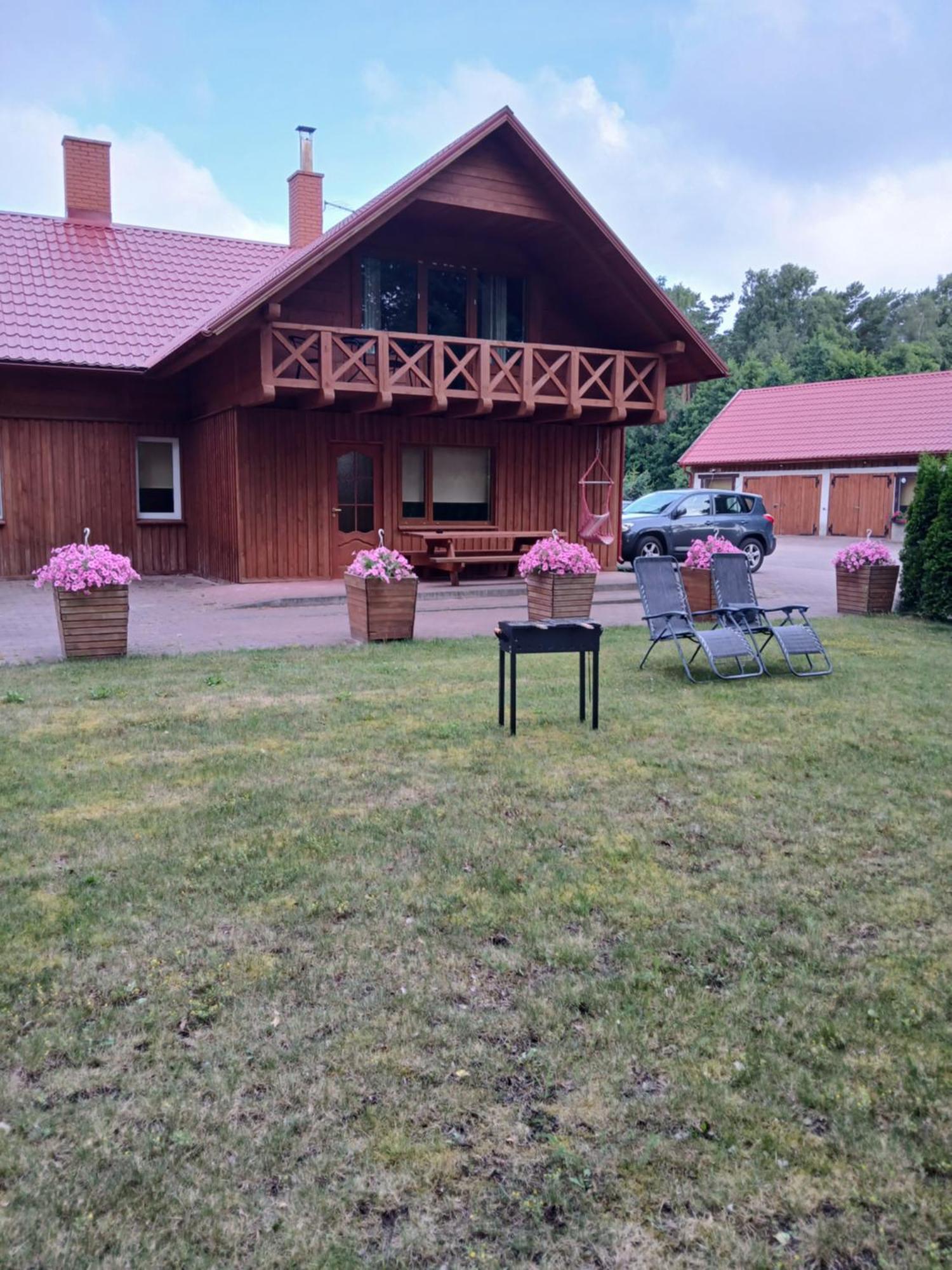 Guest House Vilcini Bernati Exterior photo