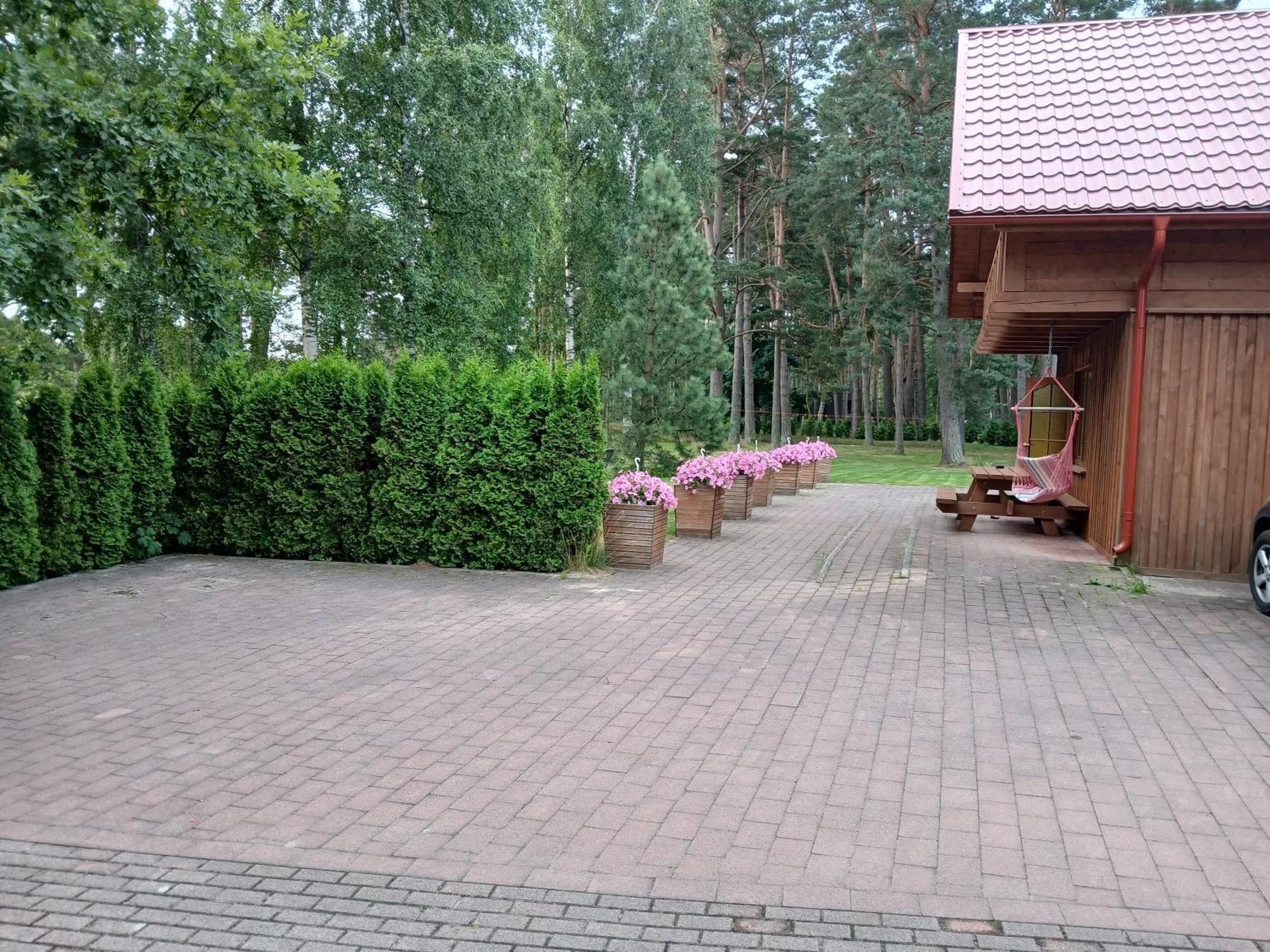 Guest House Vilcini Bernati Exterior photo