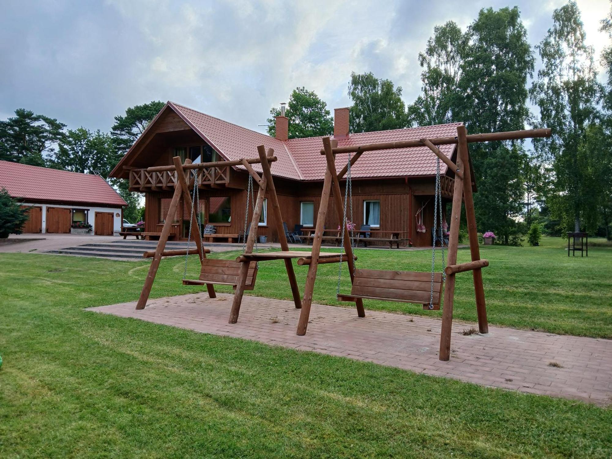 Guest House Vilcini Bernati Exterior photo