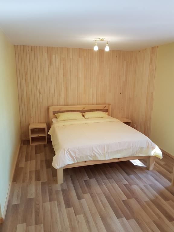 Guest House Vilcini Bernati Exterior photo